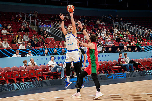 EuroBasket ONLINE: Češi pokazili vstup do druhé půle, Portugalce musejí dotahovat