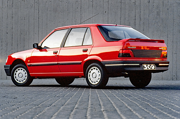 Tuzexový sen má narozeniny: Peugeot 309 učil Čechy milovat diesely