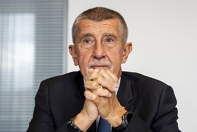 Babiš vyzval Fialu k odmítnutí klimatických cílů. Odmítáme je dlouho, reaguje premiér