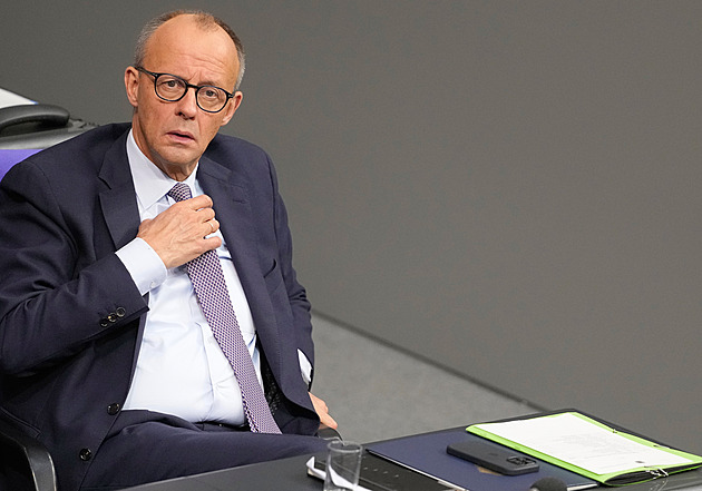 Německo má problém s rázem měst, řekl Merz. Kritici ho viní z rasismu