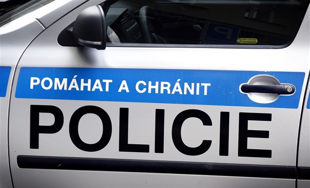 U ubytovny v Plzni našli zavražděného muže, policie zadržela podezřelého