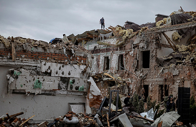 Dvanáct bodů pro klid zbraní. Evropa chystá vlastní mírový plán pro Ukrajinu