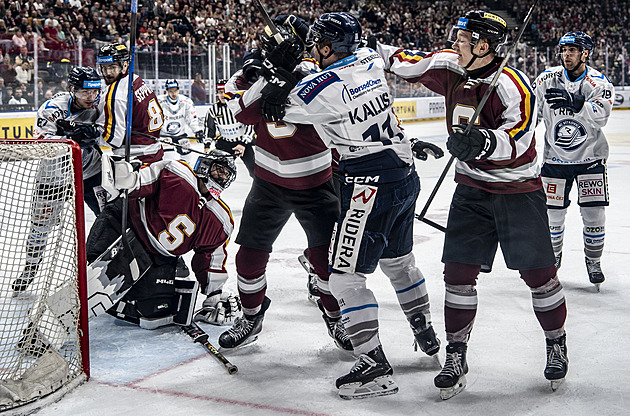ONLINE: Sparta - Vítkovice 4:4. Hosté smazali čtyřbrankové manko, hraje se prodloužení
