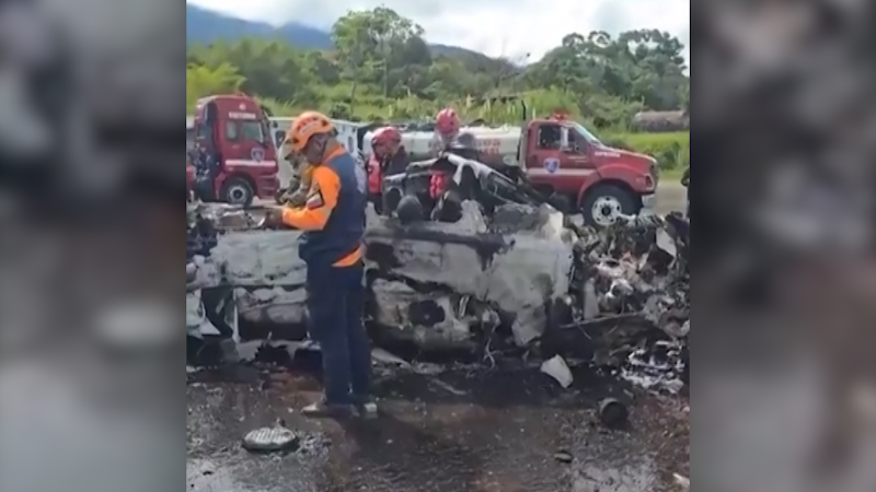 Tragická havárie letadla ve Venezuele: Stroj se zřítil na ranvej a explodoval, ukazují záběry