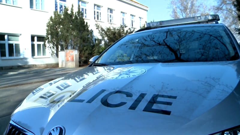 Po škole zmizel a neměl u sebe léky: Policie pátrala po 15 letém chlapci. Je v pořádku