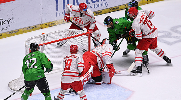 ONLINE: Lídr hraje s Boleslaví, Kometa bleskově skóruje. Ztrácí Litvínov i Sparta