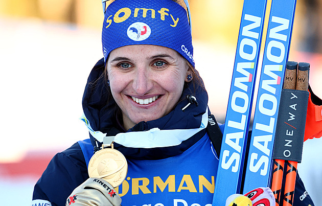 Biatlonistka Simonová dostala za zneužití kreditky Braisazové-Bouchetové podmínku