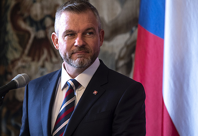 Slovenský prezident přijede do Prahy, setká se s Pavlem i Babišem