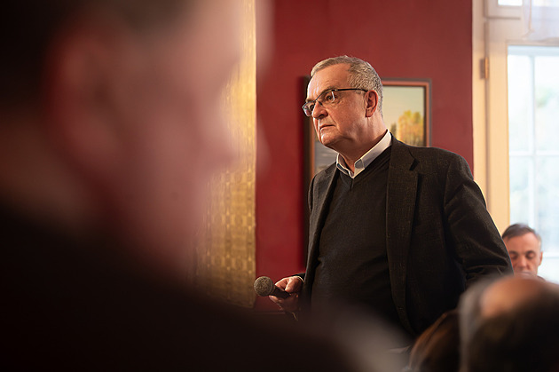 Kalousek ze sněmu TOP bleskurychle zmizel. Nejsme nepřátelé, věří Havel