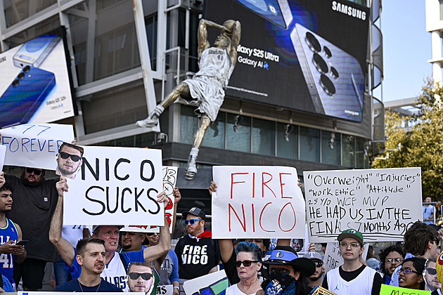 Dončič je pryč, trpělivost taky. Strůjce šokující výměny byl z Dallasu vyhozen