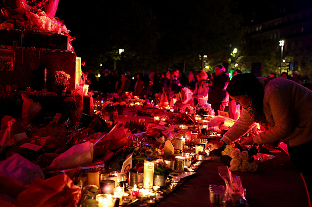 Teror, jenž vše změnil. Francie si připomíná 10 let od útoků, islamisté zavraždili 130 lidí