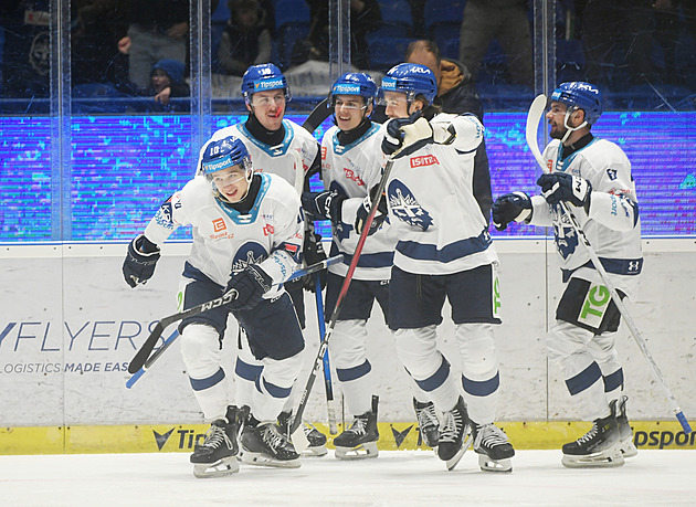 ONLINE: Kladno zdolalo Třinec, Sparta padla v Liberci. Hořava po návratu zvítězil