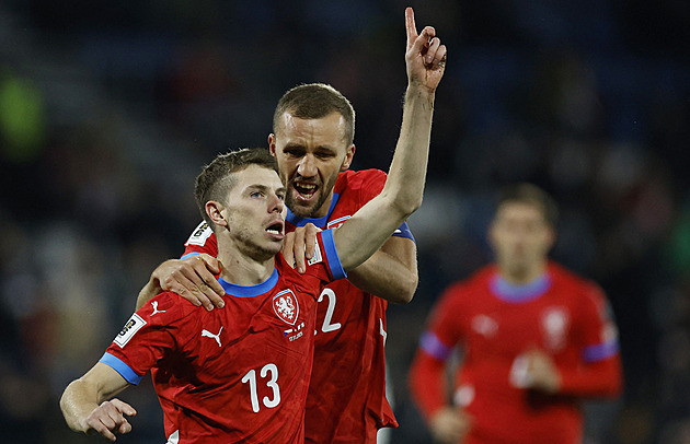 ONLINE: Česko - Gibraltar 3:0, demolice už v první půli. Třetí gól přidává Coufal