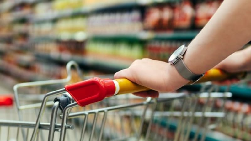 České obchody varují: Pozor na nebezpečné těstoviny. Kvůli hrozběmizí z pultů