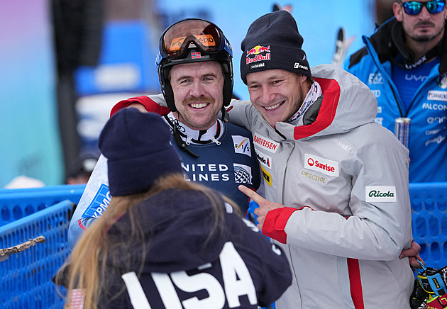 Kildeho návrat sledovala i Shiffrinová. V Copper Mountain vyhrál Odermatt