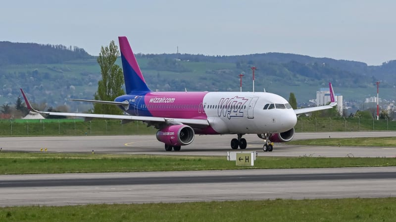 Letadla Airbusu hlásí nečekaný problém. Je důležitý zásah techniků, jak se to dotkne spojů?