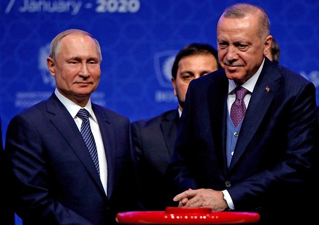 Turci budou i nadále odebírat ruský plyn. Chtějí ale investovat i do zařízení na těžbu USA