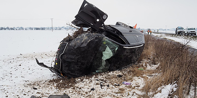 Muže viní z pokusu o vraždu tří lidí, včetně taxikářky. Při honičce se chtěl zabít