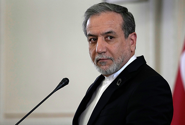 „Velká šance na dohodu“. Írán věří v diplomatické řešení sporu s USA