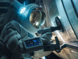 Kosmická loď, která se sama opraví. ESA testuje materiál jako ze sci-fi