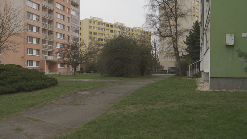 Vražda malé holčičky v Praze: Podezřelým má být otec pod vlivem drog. Policie ho zadržela