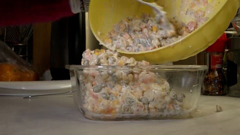 Globus stahuje závadný bramborový salát. Obsahuje nebezpečnou bakterii