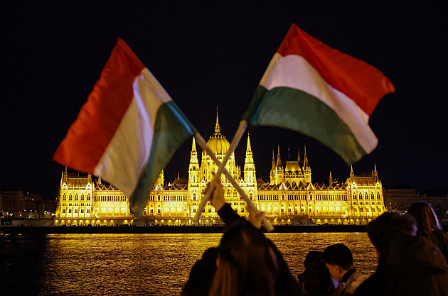 Volby v Maďarsku ONLINE: Magyar míří k ústavní většině, Orbán už mu gratuloval