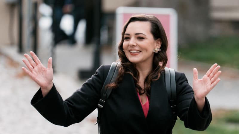 Dokáže Urbanová, co vzdal Rakušan? Nemá na to, tvrdí Macinka. Nacher ji podpoří