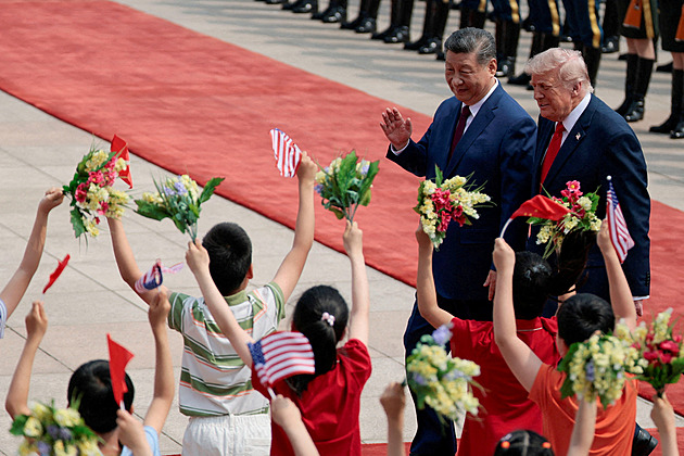 Sbohem, sbohem! Trump ukončil návštěvu Číny, mluví o fantastických dohodách