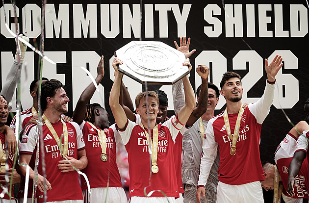 Arsenal jasně ovládl Community Shield, Calafiori dal City nejrychlejší gól v historii