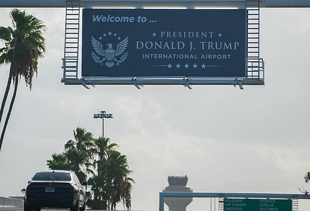 Trumpovo letiště na Floridě má i nový kód. Změna způsobila mezi cestujícími zmatky