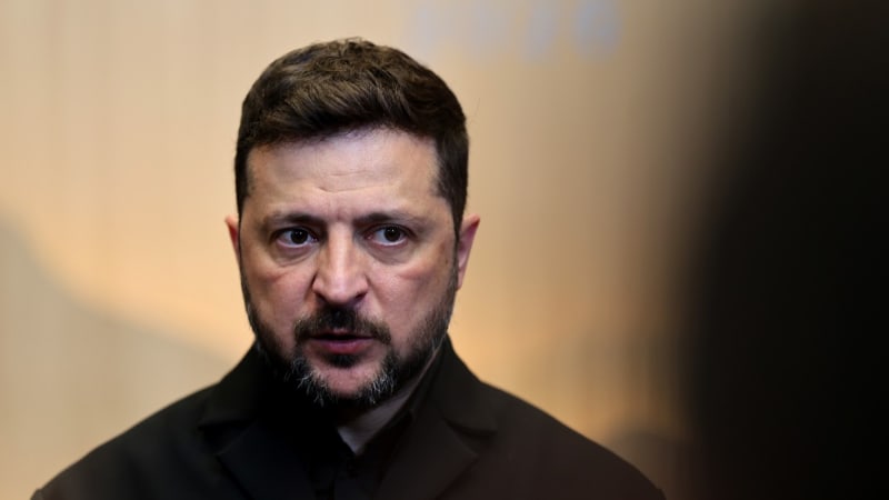Zelenskyj varoval před volbami za války: Byly by jako tsunami a rozštěpily by národ